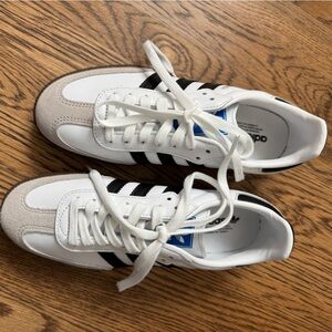 Adidas Sambas size 7. Brand new.